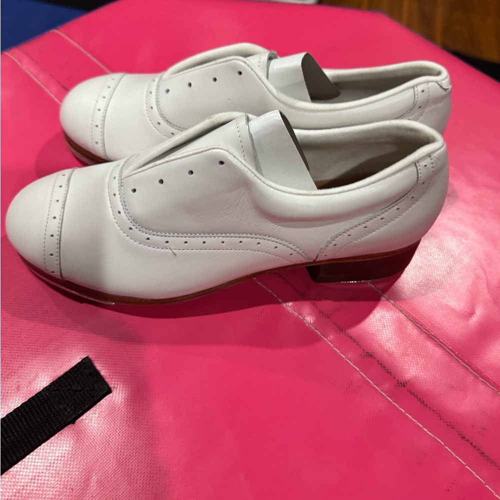 Classic White Leather Women's Shoes